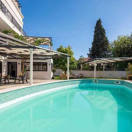 Stunning Scorpaena With Swimming Pool