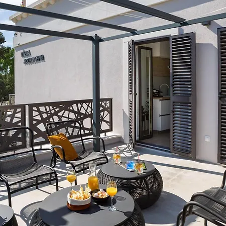 Stunning Scorpaena With Swimming Pool *
