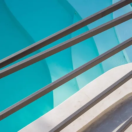 Stunning Scorpaena With Swimming Pool Βίλα Ζαντάρ