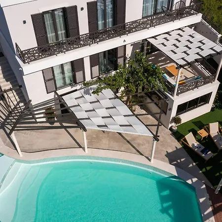 Stunning Scorpaena With Swimming Pool