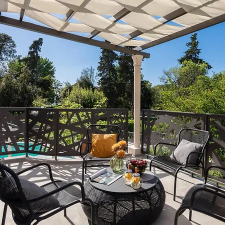 Stunning Scorpaena With Swimming Pool * Zadar