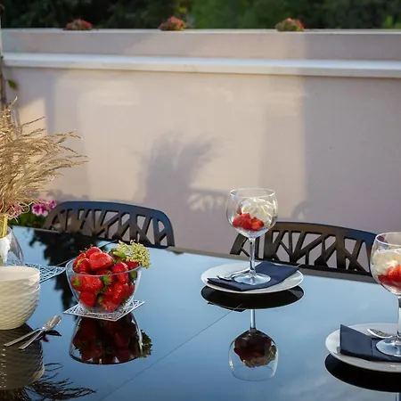 Stunning Scorpaena With Swimming Pool Villa *